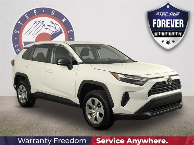 2023 Toyota RAV4 LE