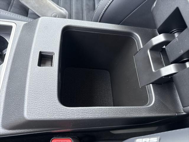 2025 Mitsubishi Outlander PHEV SE S-AWC