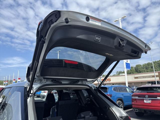 2025 Mitsubishi Outlander PHEV SE S-AWC