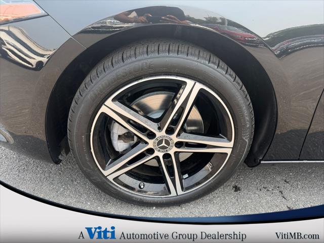 2022 Mercedes-Benz A 220 4MATIC