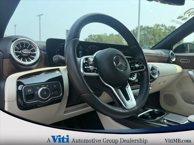 2022 Mercedes-Benz A 220 4MATIC