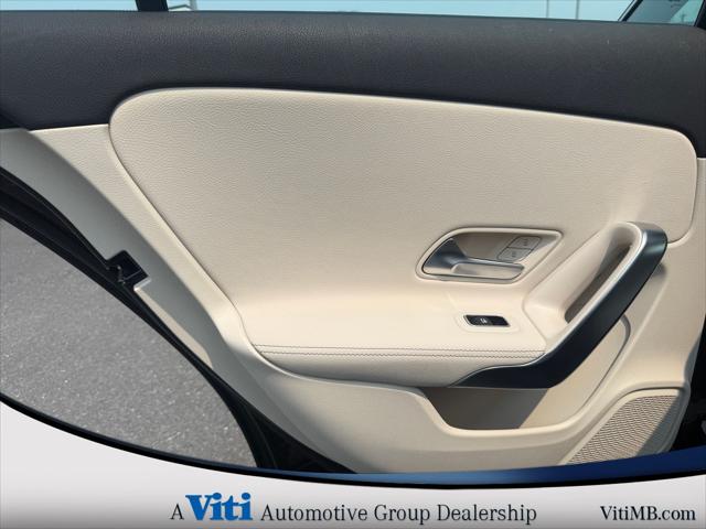 2022 Mercedes-Benz A 220 4MATIC