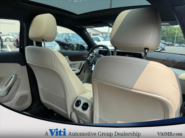 2022 Mercedes-Benz A 220 4MATIC