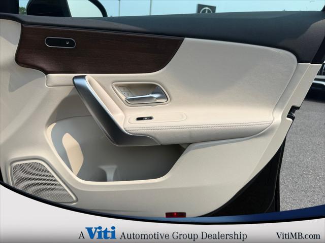 2022 Mercedes-Benz A 220 4MATIC
