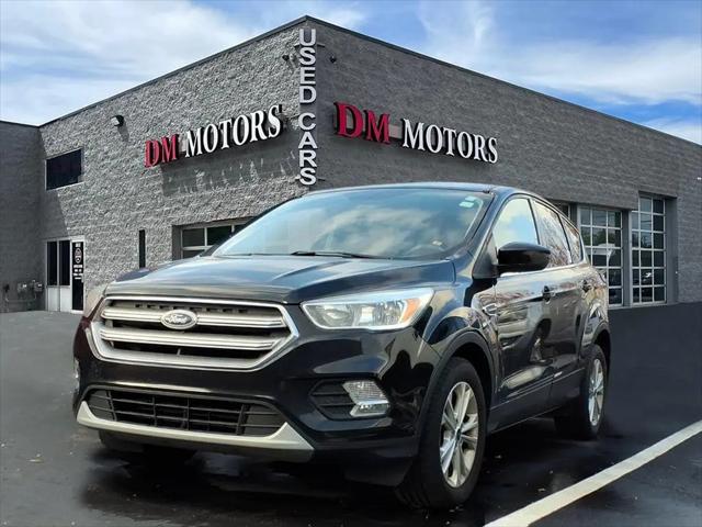 2017 Ford Escape SE for sale in Walled Lake, MI
