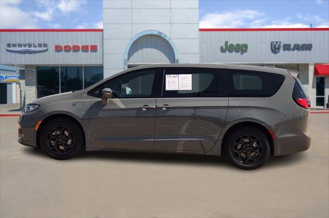 2022 Chrysler Pacifica Hybrid Limited