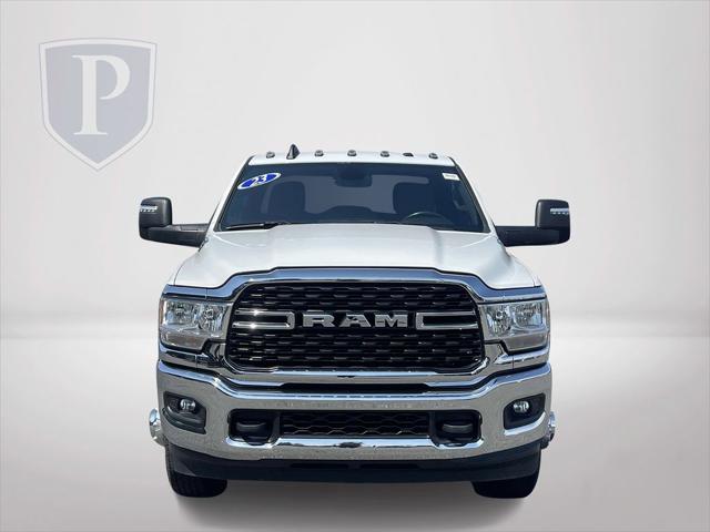 2023 RAM 3500 Big Horn Crew Cab 4x4 8 Box