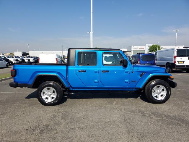 2022 Jeep Gladiator Sport S 4x4