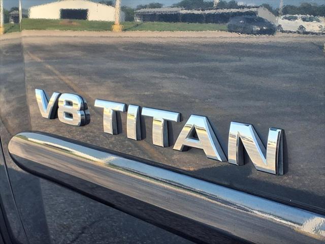 2015 Nissan Titan SV