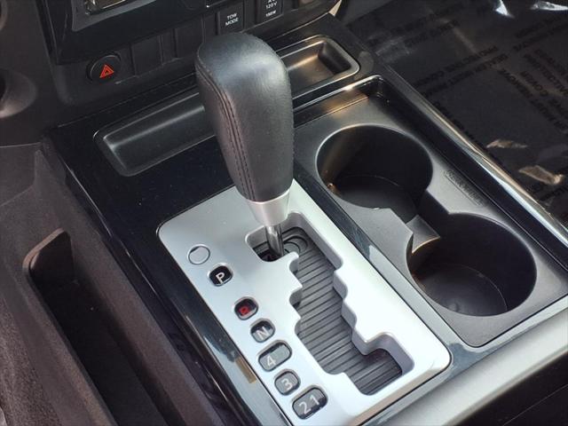 2015 Nissan Titan SV