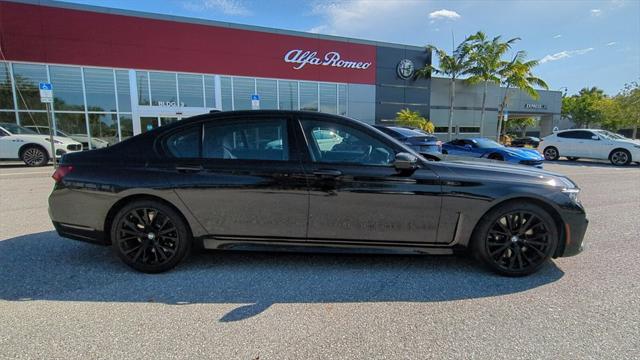 2022 BMW 740 i