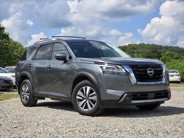 2023 Nissan Pathfinder SL 4WD 2023 Nissan Pathfinder SL 4WD