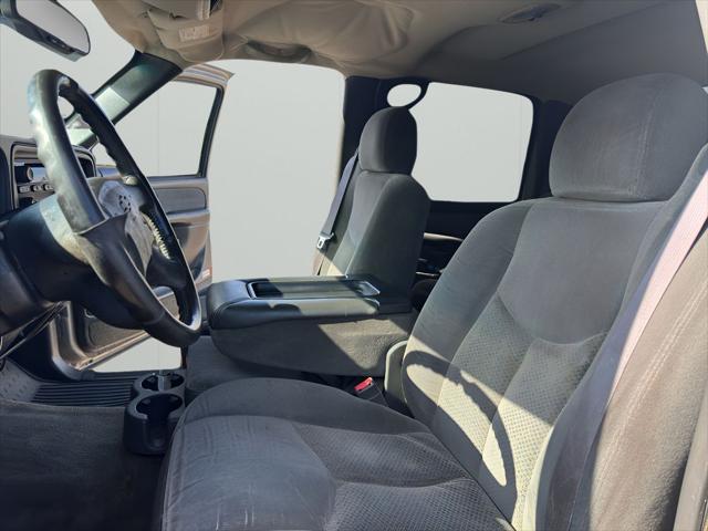 2003 Chevrolet Silverado 2500HD LS