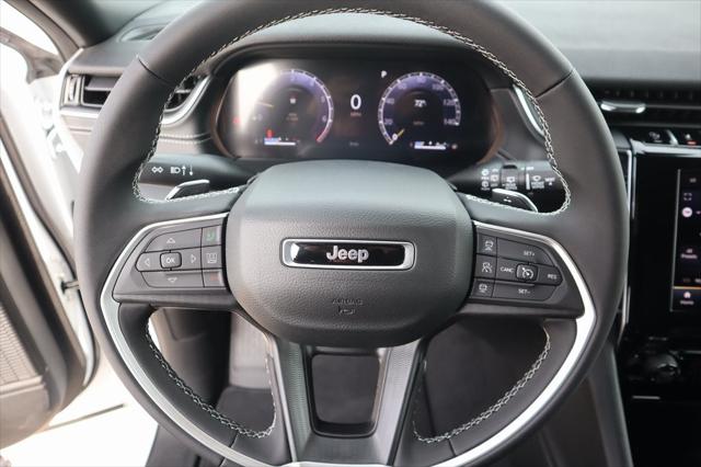 2025 Jeep Grand Cherokee GRAND CHEROKEE L LAREDO 4X2