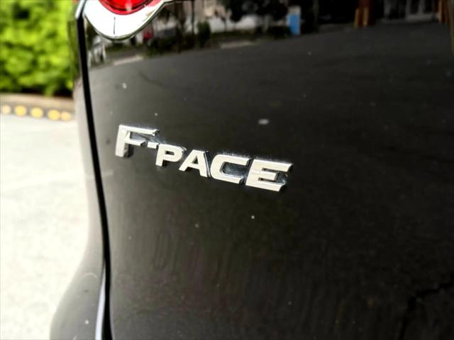 2018 Jaguar F-PACE 25t Premium