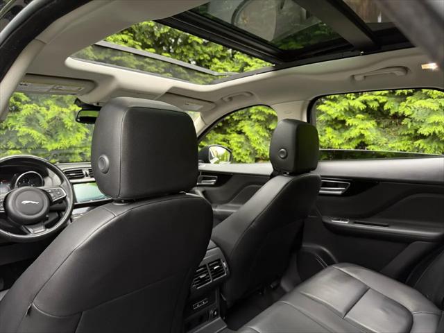 2018 Jaguar F-PACE 25t Premium