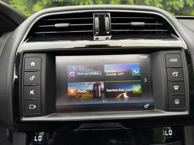 2018 Jaguar F-PACE 25t Premium