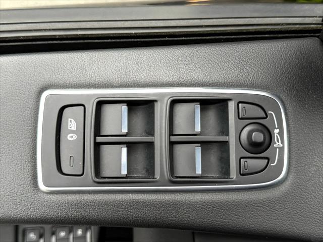 2018 Jaguar F-PACE 25t Premium