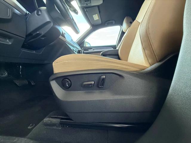 2020 Volkswagen Atlas Cross Sport 3.6L V6 SE w/Technology R-Line