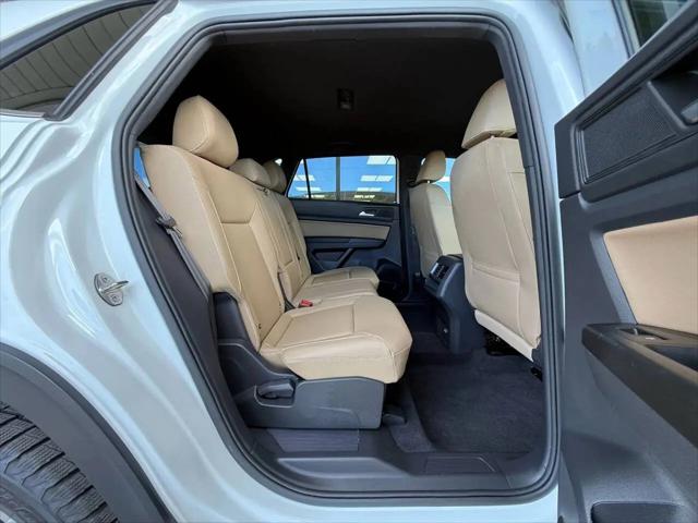 2020 Volkswagen Atlas Cross Sport 3.6L V6 SE w/Technology R-Line