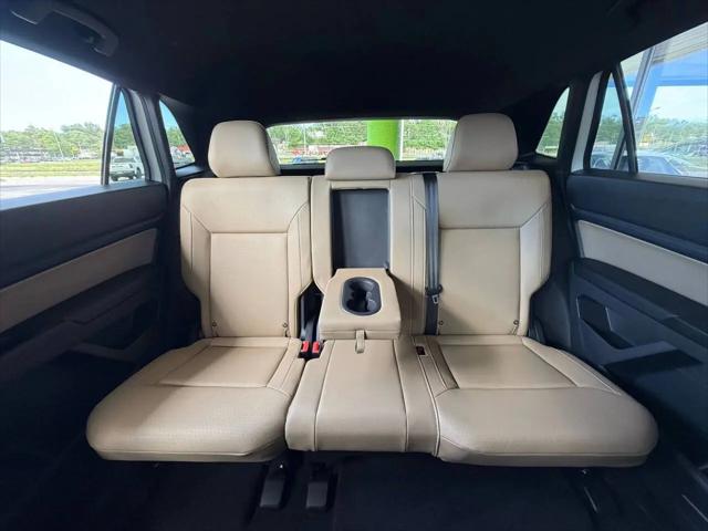 2020 Volkswagen Atlas Cross Sport 3.6L V6 SE w/Technology R-Line