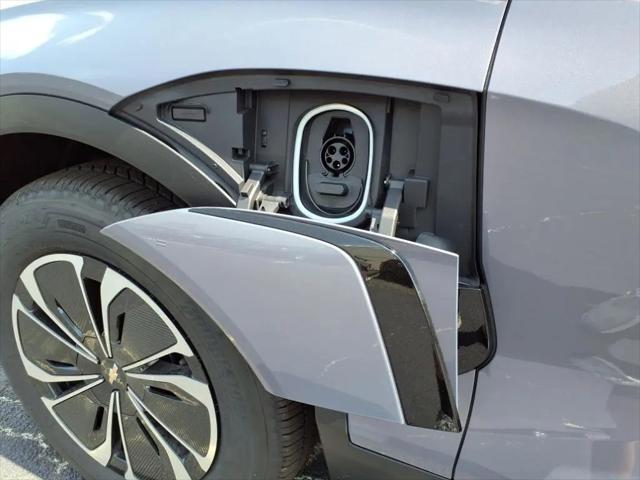 2025 Chevrolet V Blazer eAWD LT