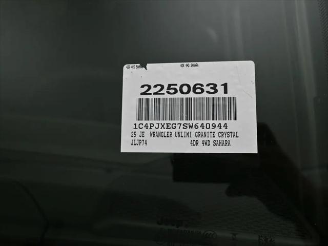 2025 Jeep Wrangler 4-Door Sahara 4x4