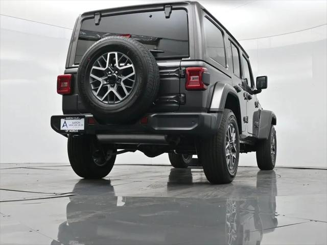 2025 Jeep Wrangler 4-Door Sahara 4x4