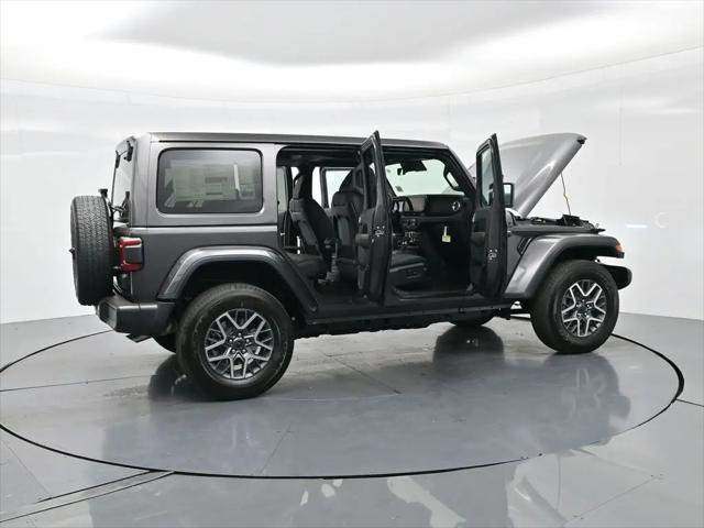 2025 Jeep Wrangler 4-Door Sahara 4x4