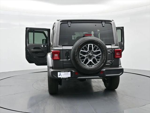 2025 Jeep Wrangler 4-Door Sahara 4x4