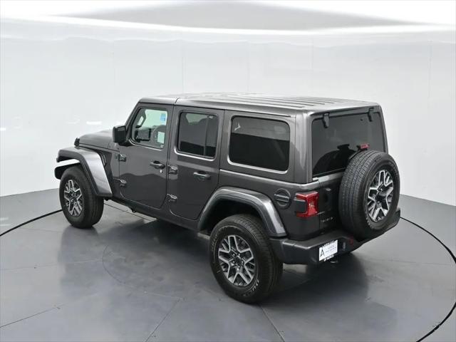 2025 Jeep Wrangler 4-Door Sahara 4x4