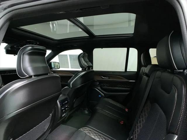 2022 Jeep Grand Cherokee Summit 4x4