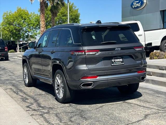2022 Jeep Grand Cherokee Summit 4x4