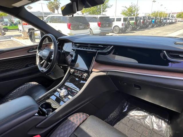 2022 Jeep Grand Cherokee Summit 4x4