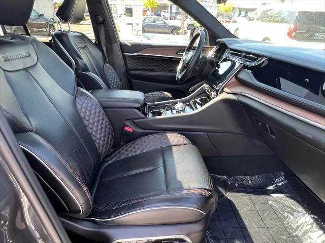 2022 Jeep Grand Cherokee Summit 4x4