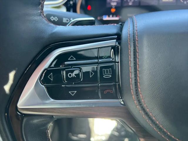 2022 Jeep Grand Cherokee Summit 4x4