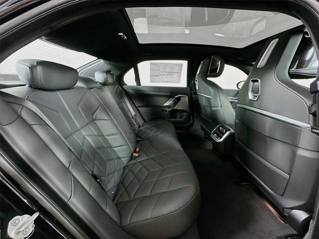 2026 BMW 7 Series 750e xDrive