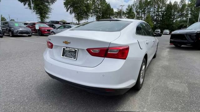 2023 Chevrolet Malibu FWD 1FL