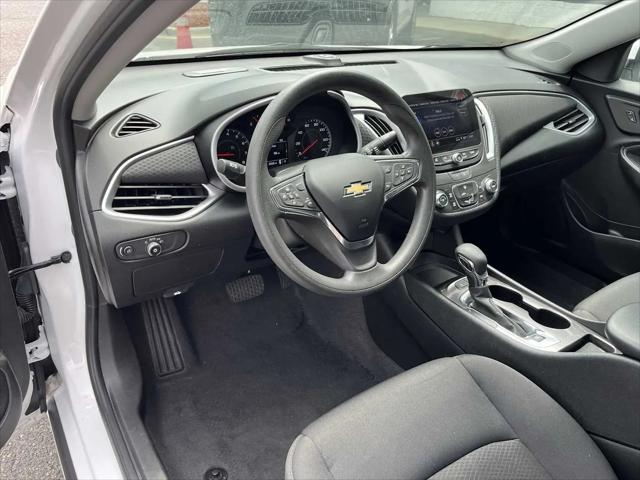 2023 Chevrolet Malibu FWD 1FL