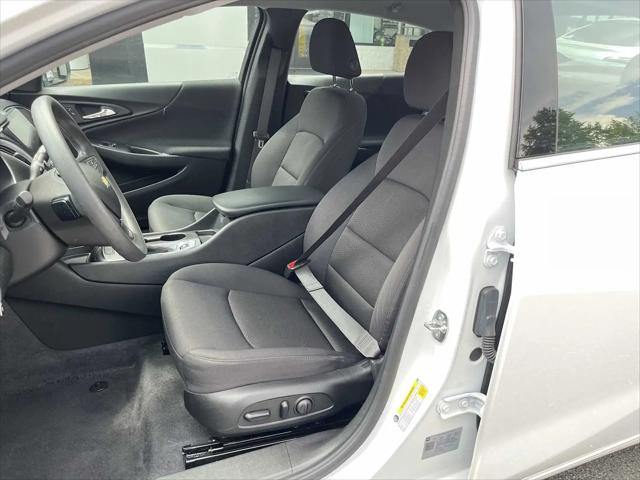 2023 Chevrolet Malibu FWD 1FL