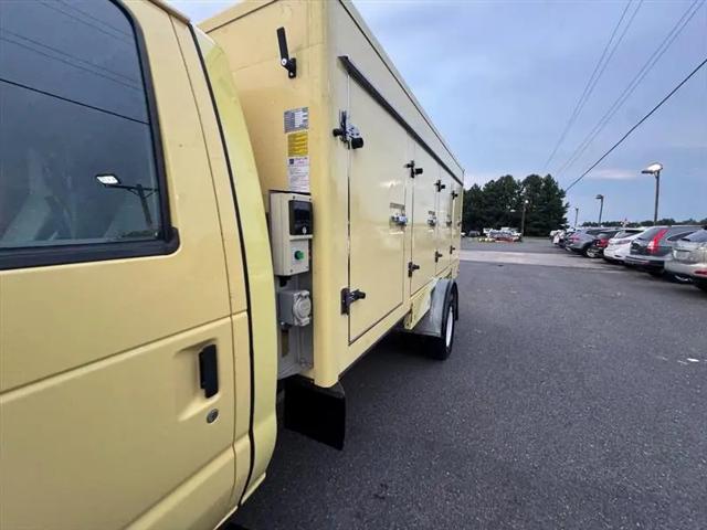 2019 Ford E-450 Cutaway E-450