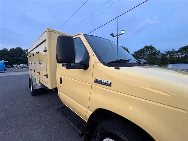 2019 Ford E-450 Cutaway E-450