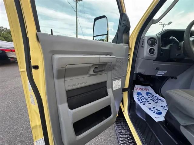 2019 Ford E-450 Cutaway E-450