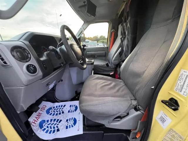 2019 Ford E-450 Cutaway E-450