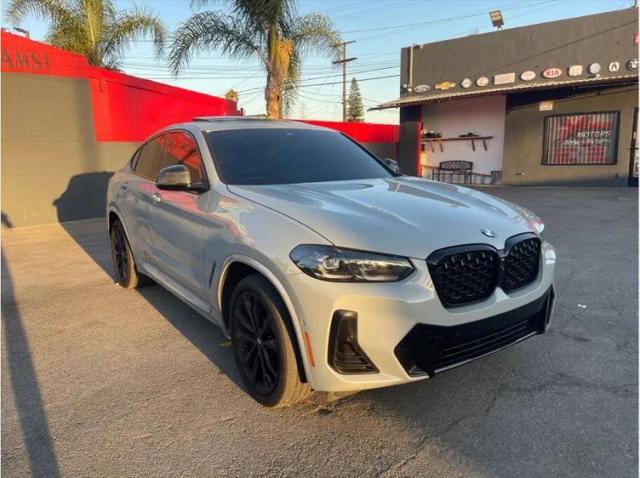 2024 BMW X4 xDrive30i