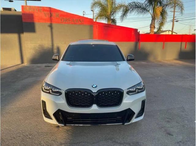 2024 BMW X4 xDrive30i