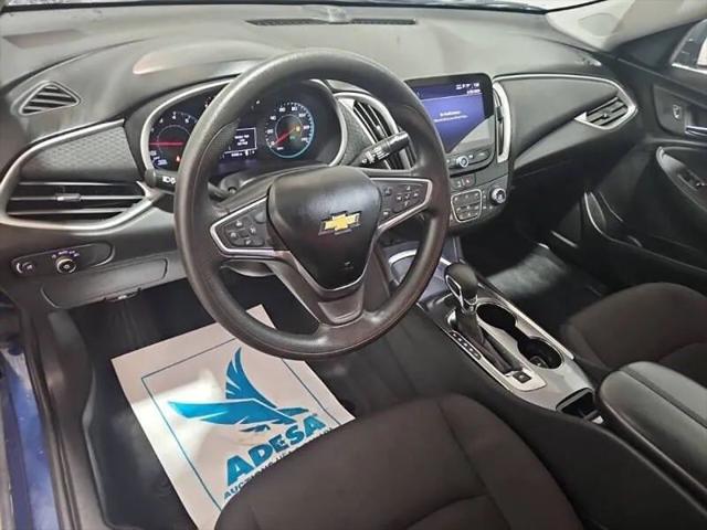 2022 Chevrolet Malibu FWD LT