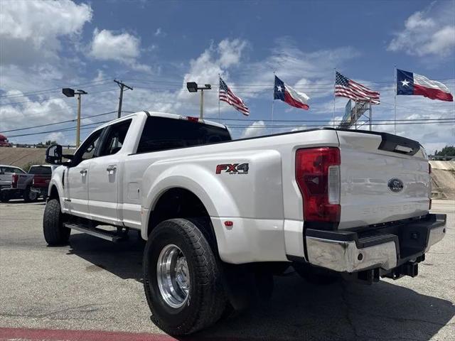 2017 Ford F-350 LARIAT