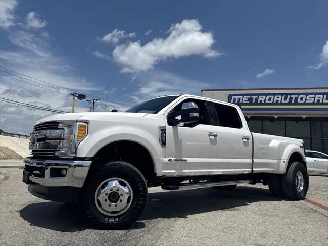 2017 Ford F-350 LARIAT
