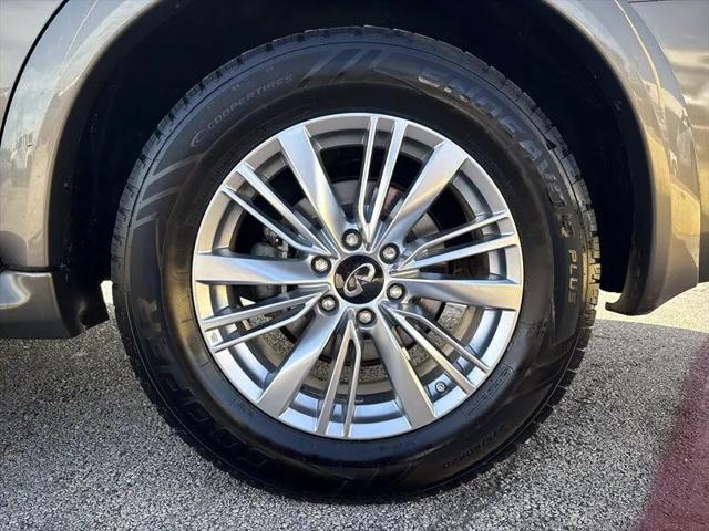 2019 INFINITI QX80 LUXE